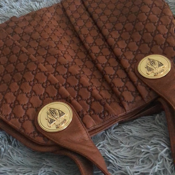 Rate and beautiful Gucci designer bag / purse! - Picture 15 of 16